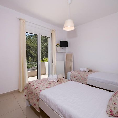 הוילה Kathaniá Casa Magnolia מראה חיצוני תמונה