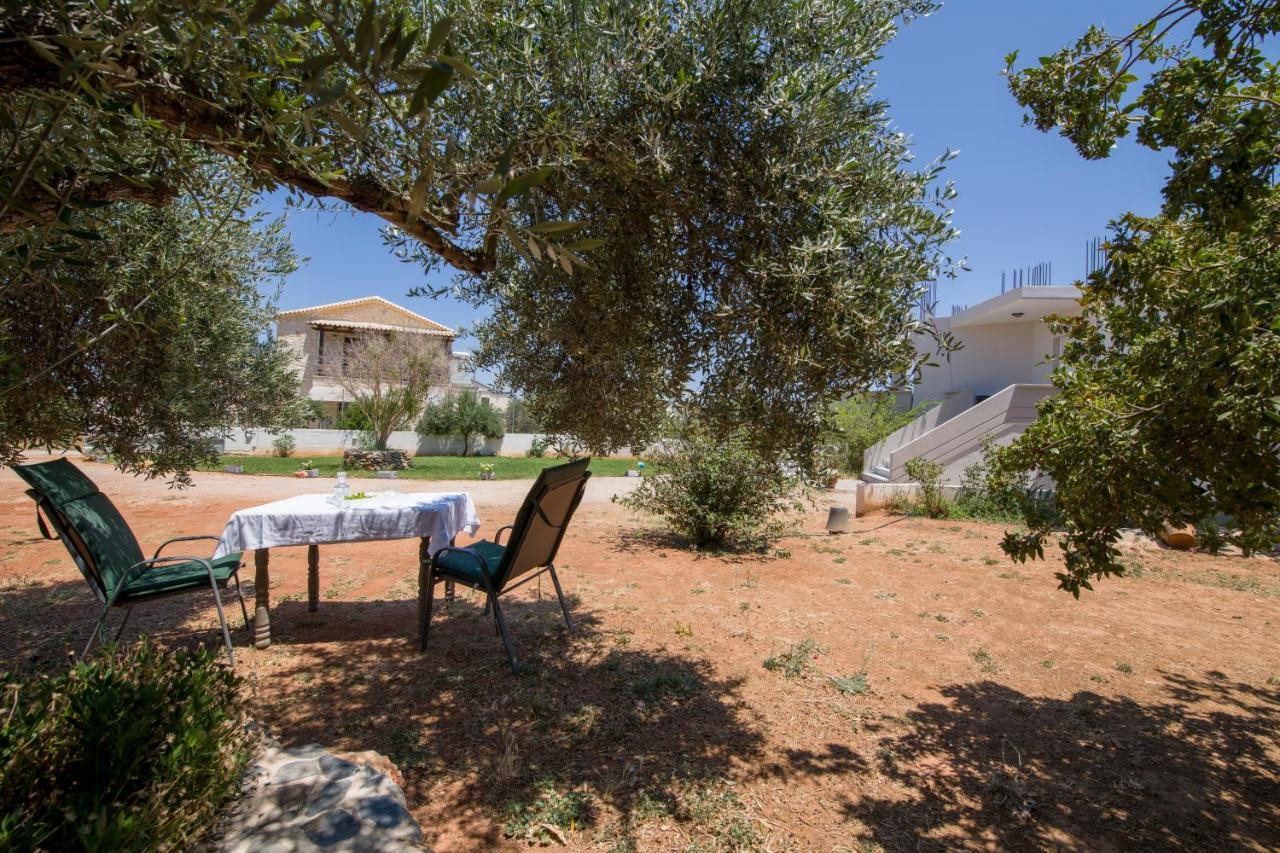 הוילה Kathaniá Casa Magnolia מראה חיצוני תמונה