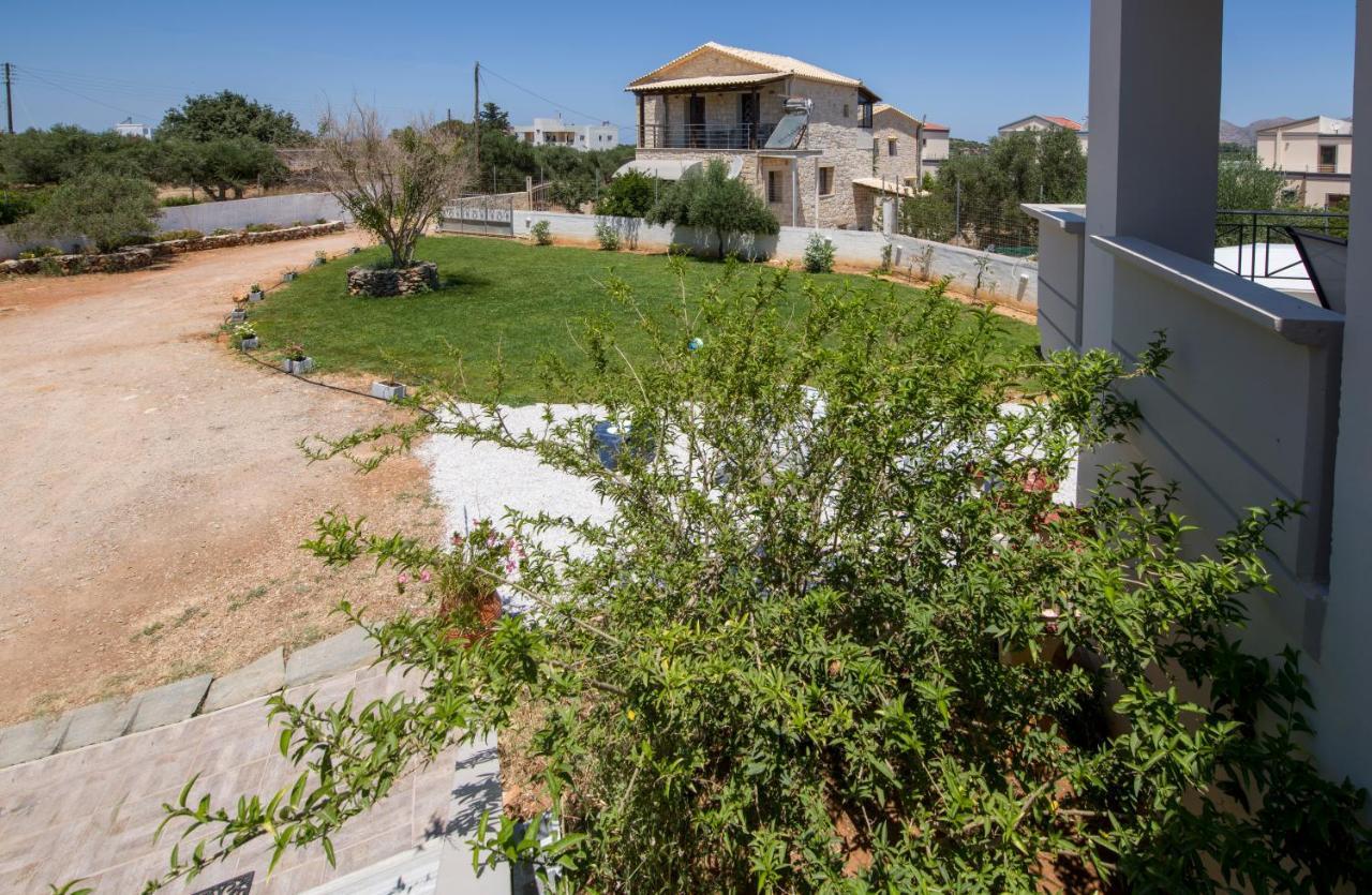 הוילה Kathaniá Casa Magnolia מראה חיצוני תמונה