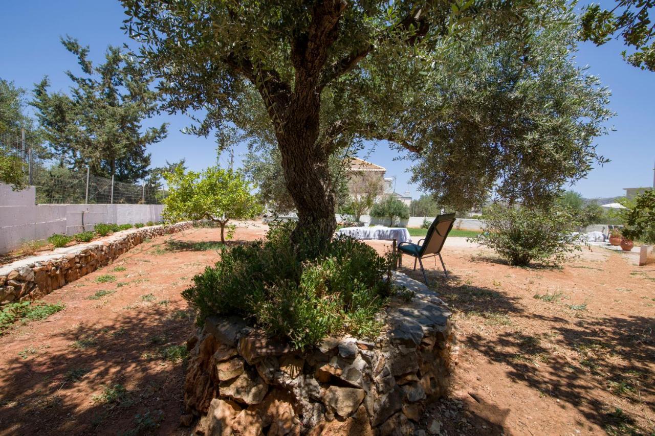 הוילה Kathaniá Casa Magnolia מראה חיצוני תמונה